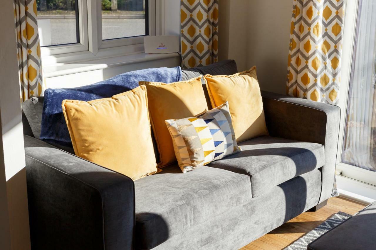 Fantasea Villa Poole Ngoại thất bức ảnh